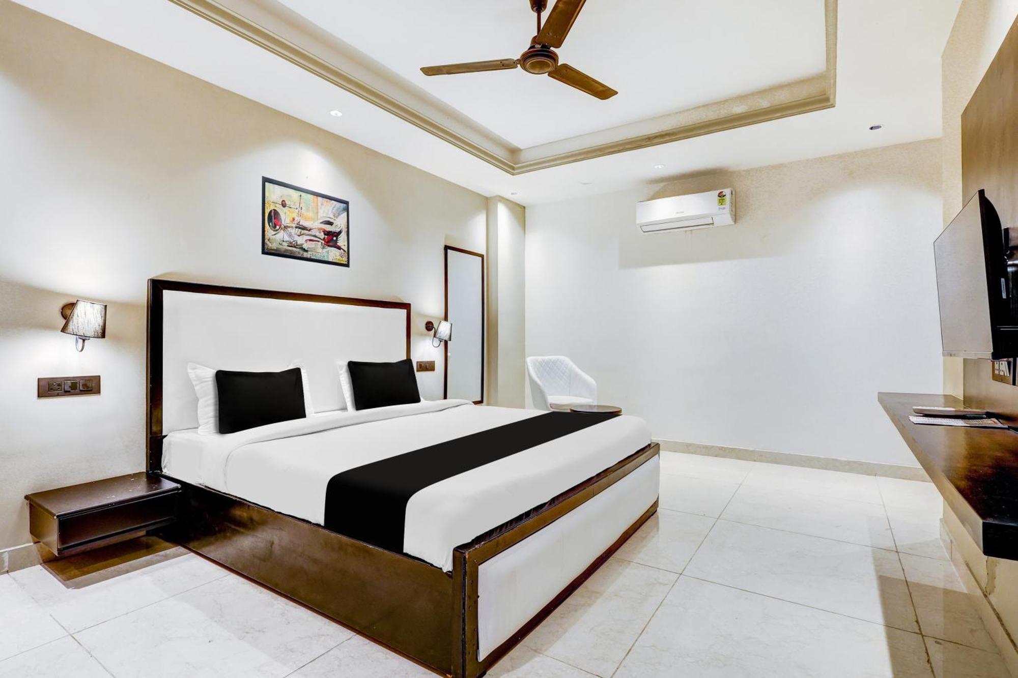 Hotel Super Townhouse Oak Udyog Vihar Gurgáon Exteriér fotografie