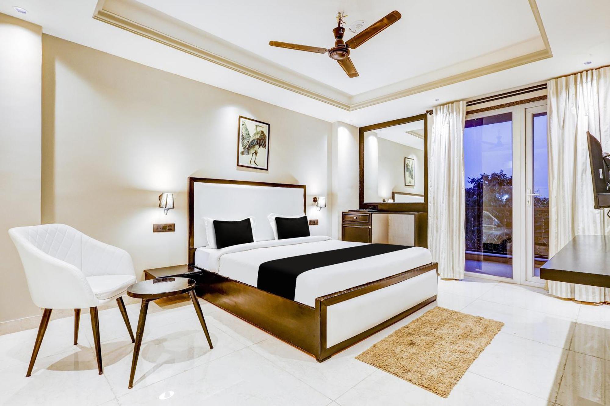 Hotel Super Townhouse Oak Udyog Vihar Gurgáon Exteriér fotografie